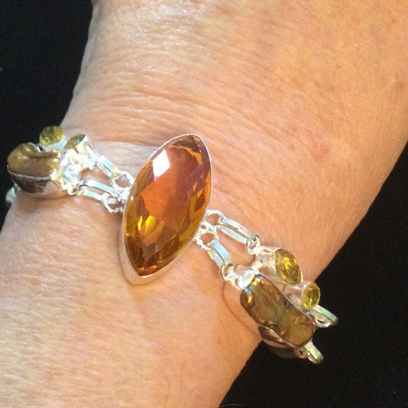 Unusual Citrine & Golden Pearl Bracelet - Picture 5 of 14